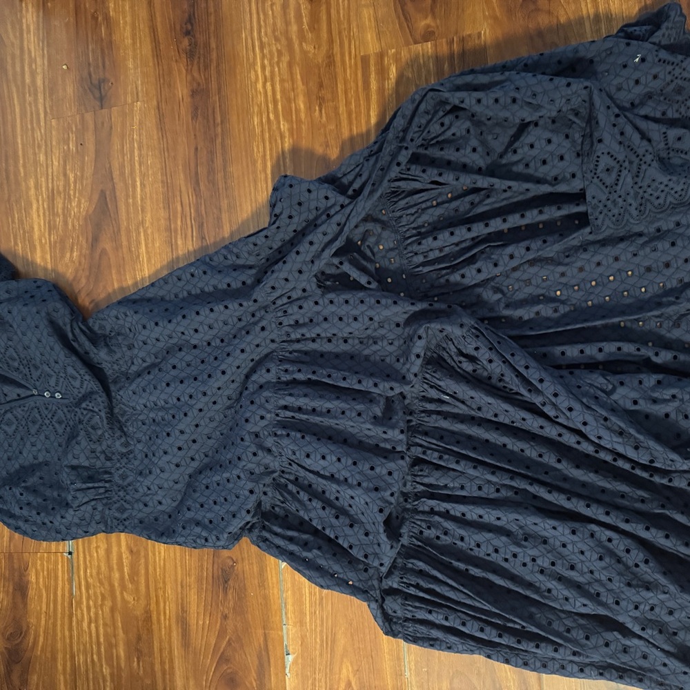 VERONICA BEARD
Satori Eyelet Short-Sleeve Maxi Dress - Picture 6 of 7